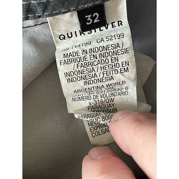 Quiksilver High Line Dryflight Board Shorts size 32 - Picture 9 of 9